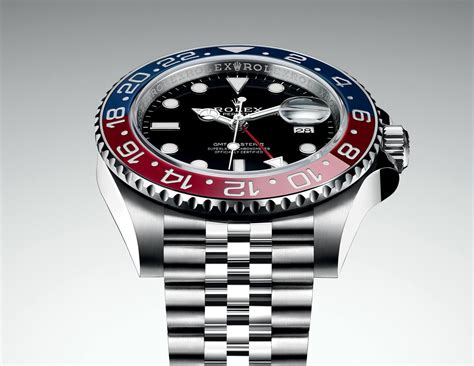 what is the 3rd hand on rolex gmt|gmt watch review.